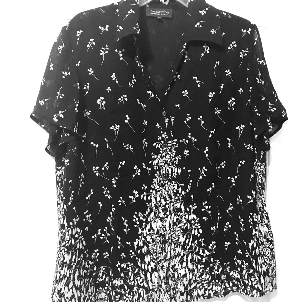 Jones New York Women’s  blouse